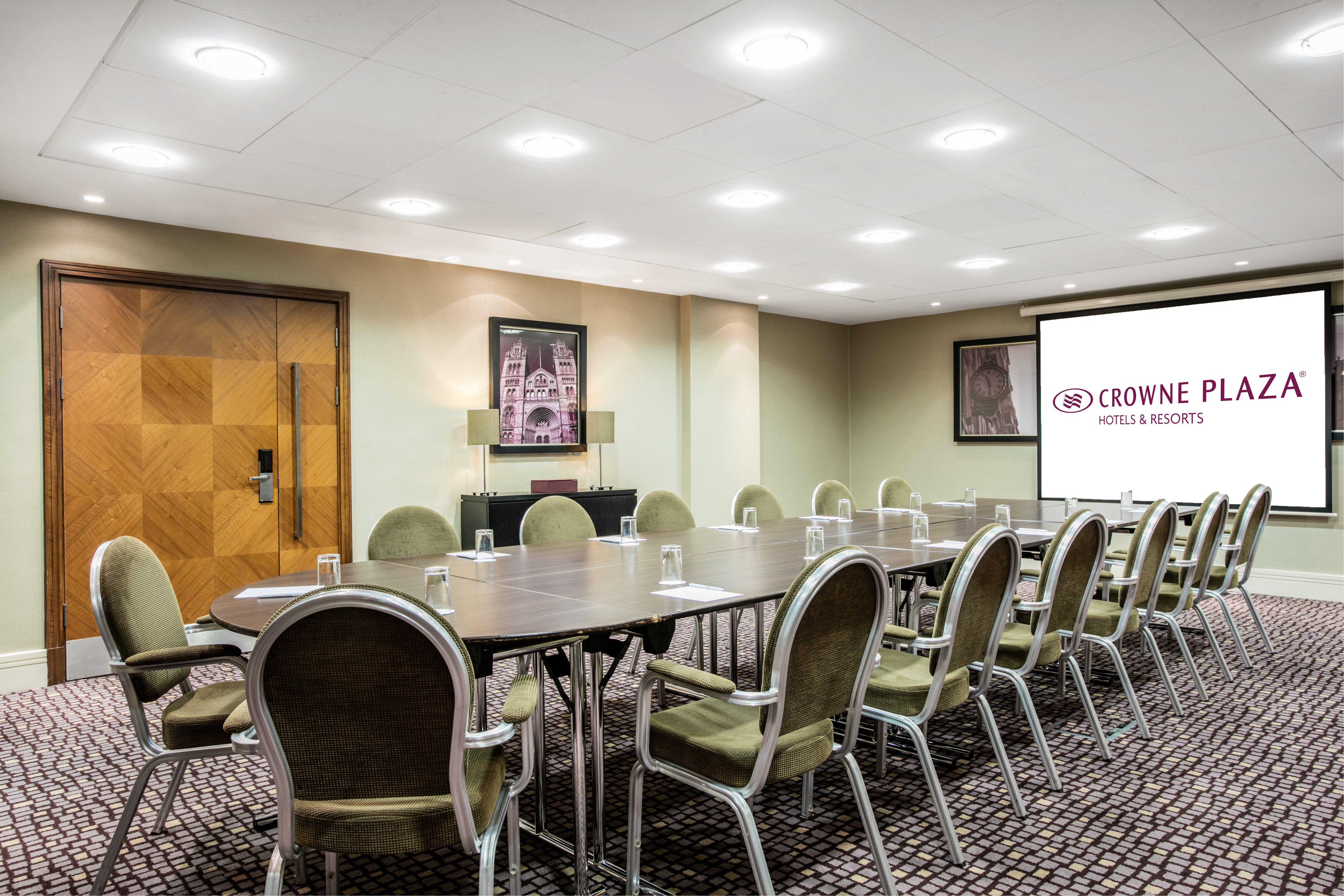 Crowne Plaza London Ealing By Ihg Hotell Exteriör bild