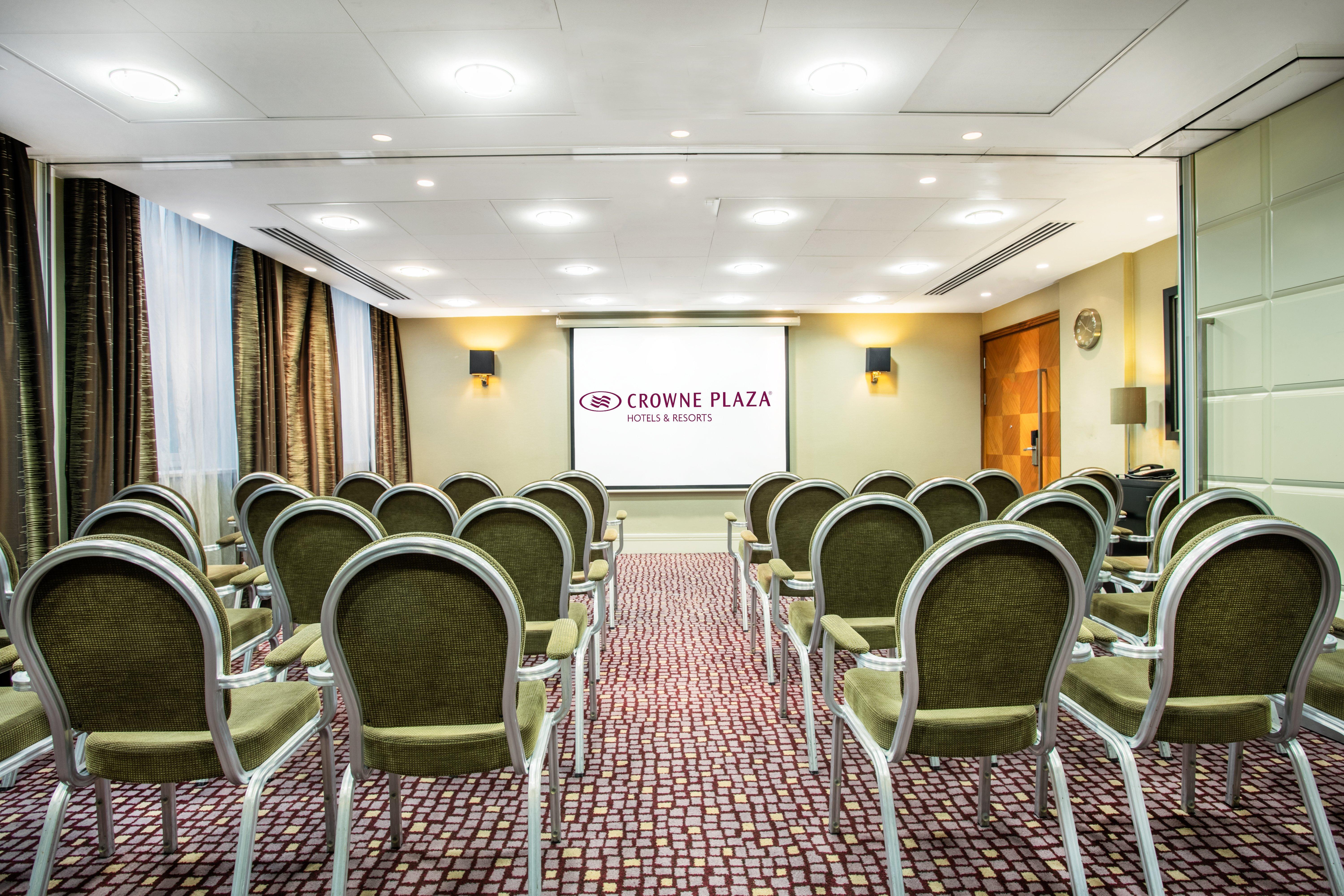 Crowne Plaza London Ealing By Ihg Hotell Exteriör bild