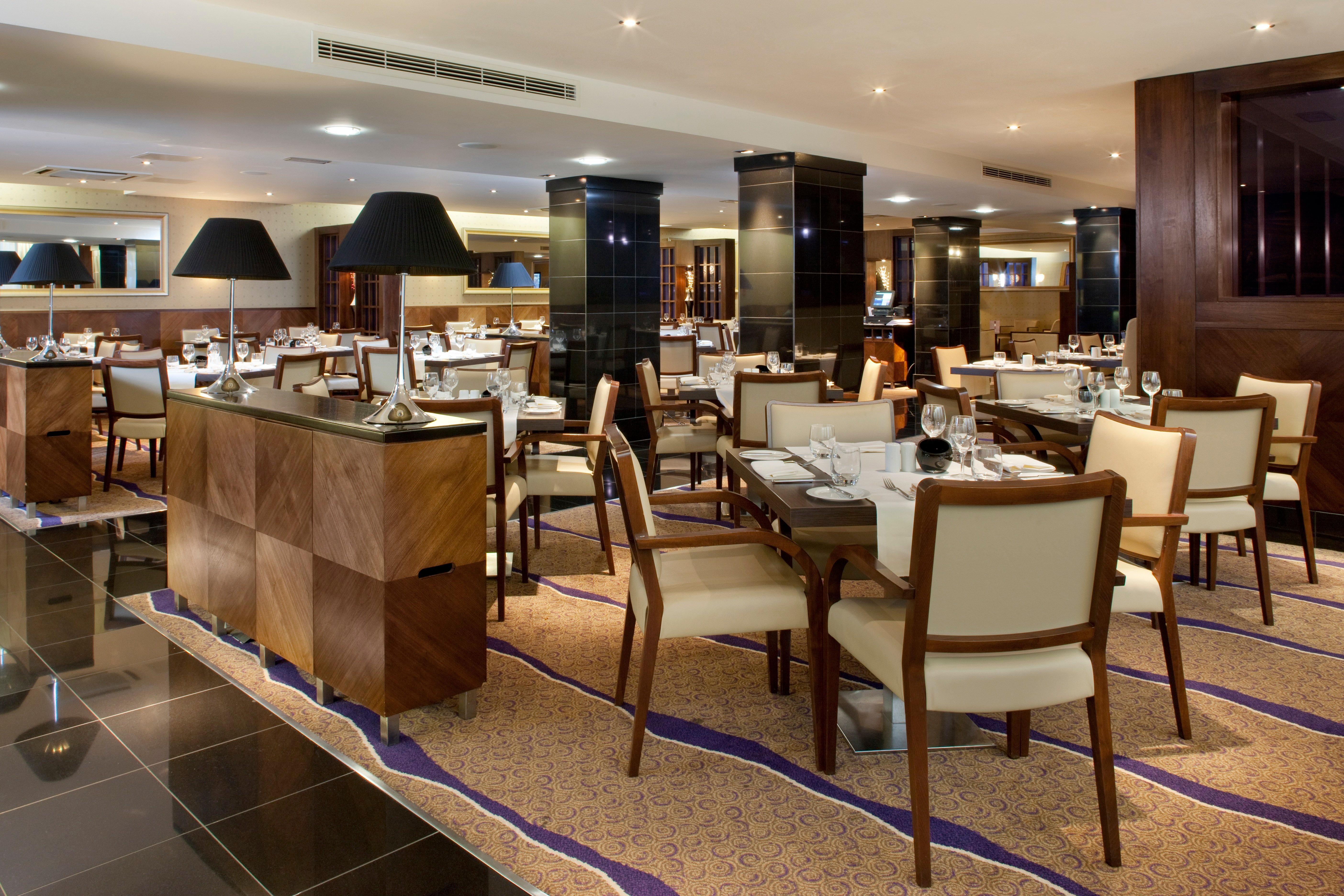 Crowne Plaza London Ealing By Ihg Hotell Exteriör bild