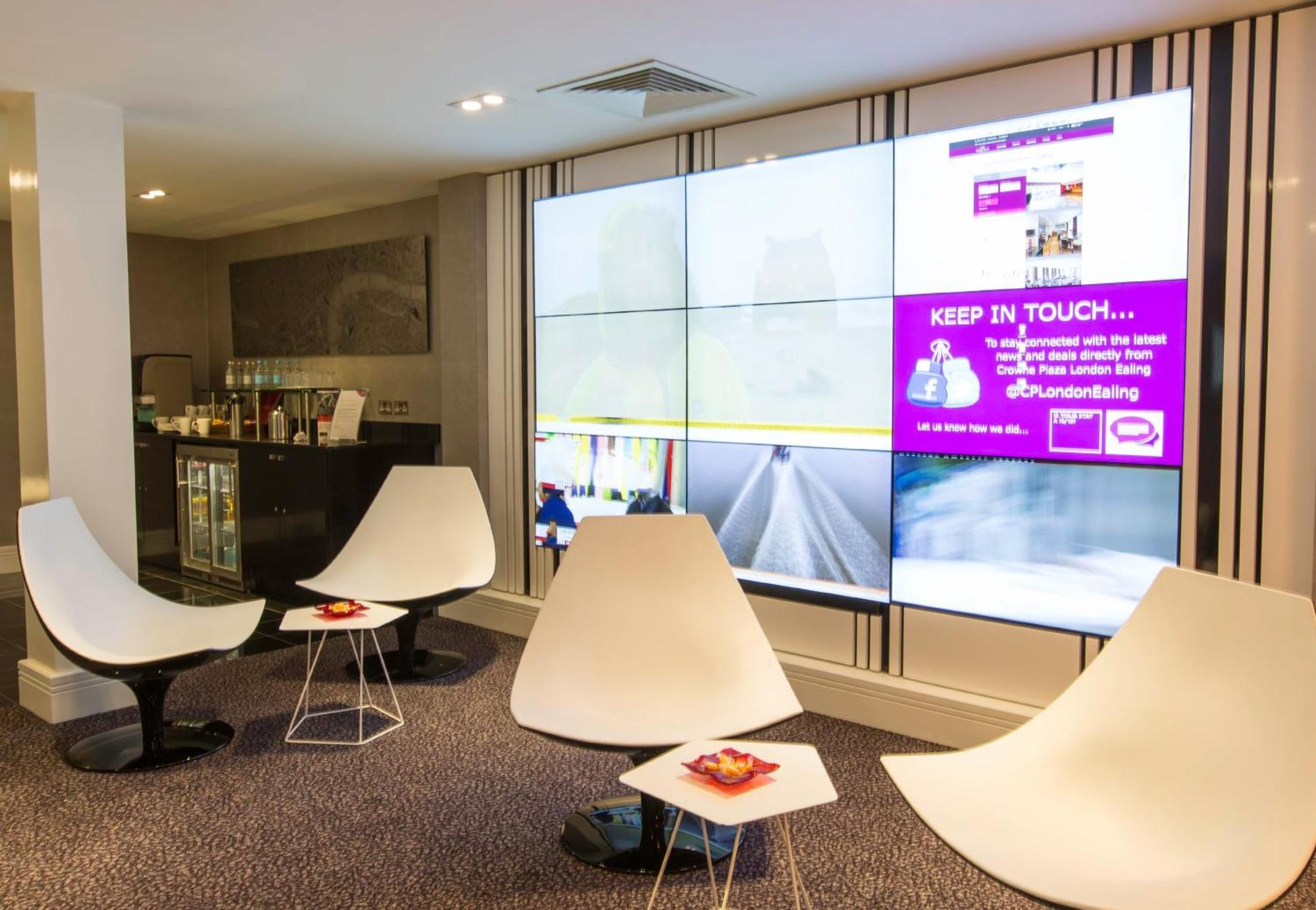 Crowne Plaza London Ealing By Ihg Hotell Exteriör bild